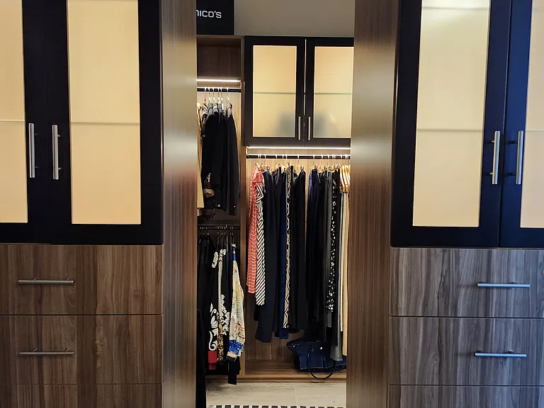Custom walk in closets