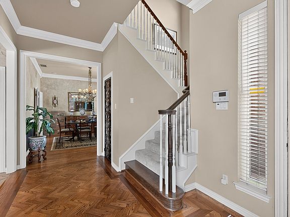 4th image of 3820 Nash Ln