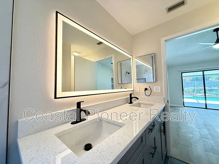 8774 Huntfield St — Photo 20