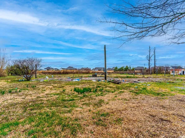 305 Buttercup Ln #B, Manila, AR 72442