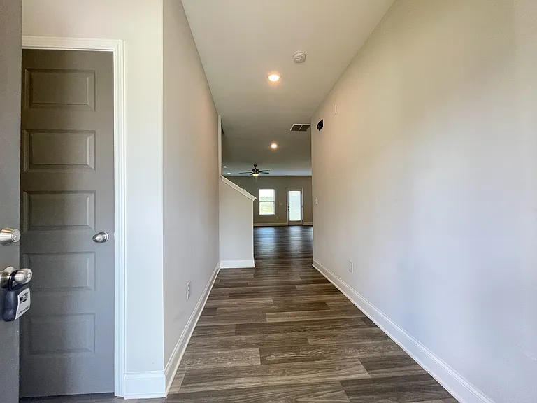 598 Omnia Ct — Photo 3