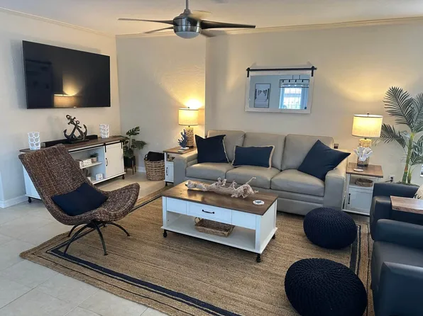 (undisclosed Address), New Smyrna Beach, FL 32169