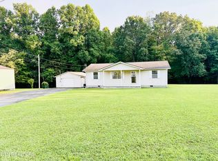 191 Vance Dr, Helenwood, TN 37755