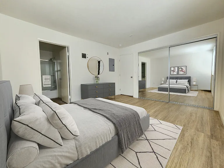 1541 S Bundy Dr #102 — Photo 12