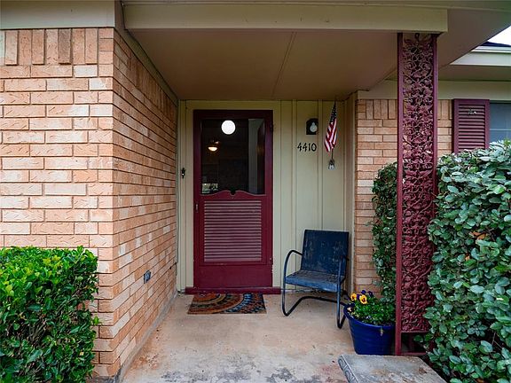 2nd image of 4410 Delwood Dr