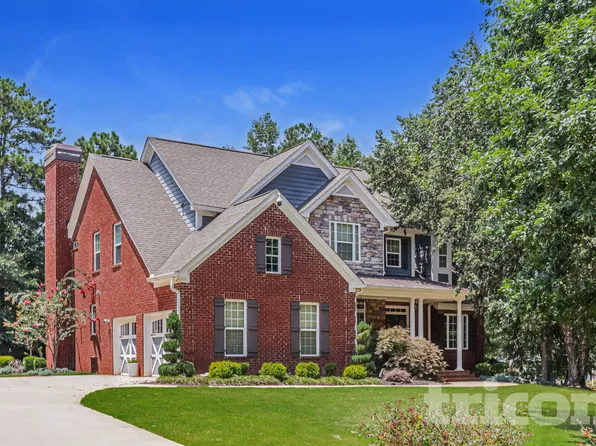 300 Fallstone Path, McDonough, GA 30253