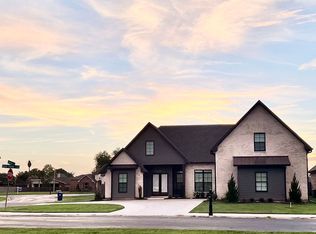 101 Fresh Fields Ln, Lafayette, LA 70503