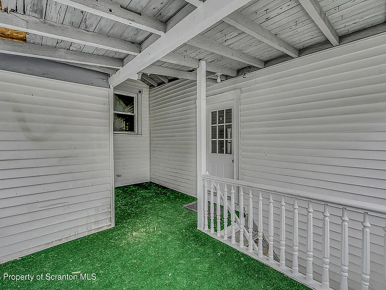 301 N Bromley Ave #1 — Photo 15