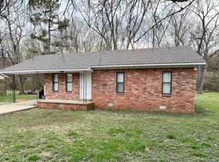 2408 Hillcrest Dr, Pocahontas, AR 72455