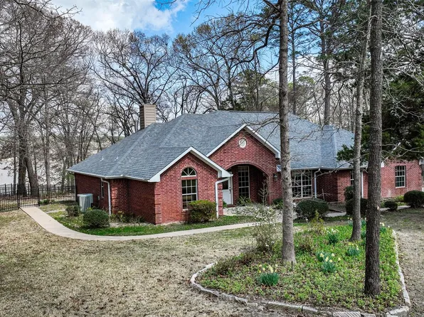 6270 Waters Edge Dr, Larue, TX 75770