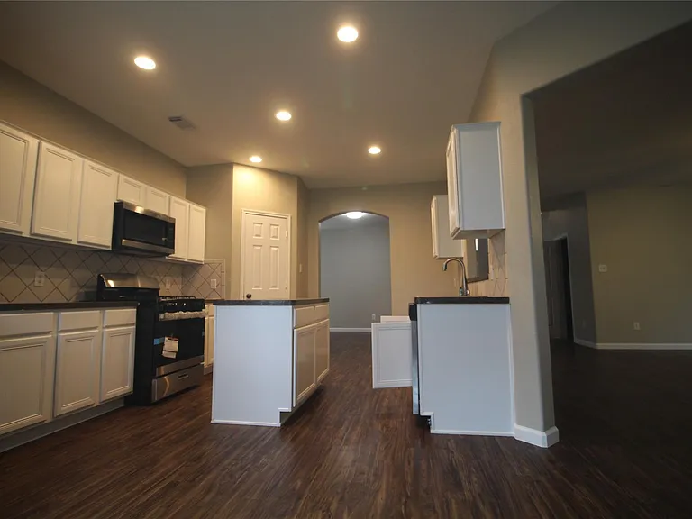 16730 Town Glade Dr — Photo 10