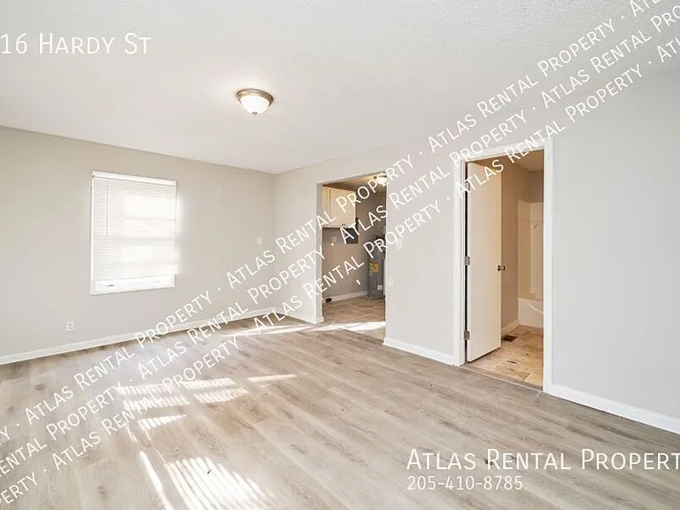 716 Hardy St — Photo 8