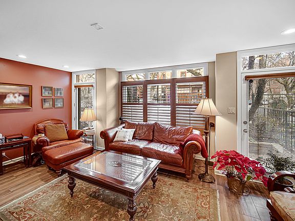 5th image of 2708 N Southport Ave #B