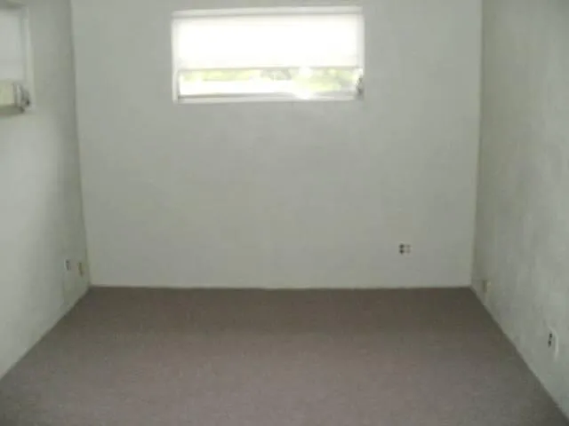 30 Palm Beach Dr — Photo 14