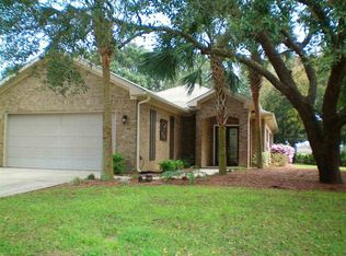 10 Lakeside Dr, Gulf Shores, AL 36542