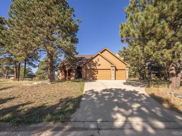 11 Strawflower Lane, Golden, CO 80401