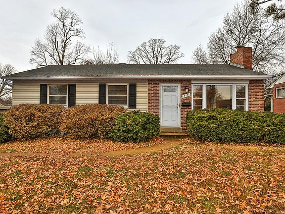 3rd image of 719 Huntwood Ln