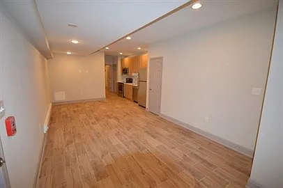 1948 E York St #1B — Photo 2