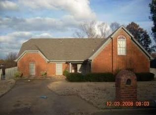 2035 Finsbury Cv, Cordova, TN 38016