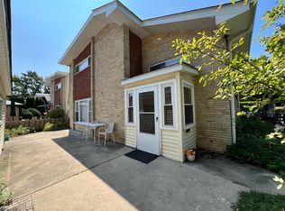 1519 Darrow Ave #B, Evanston, IL 60201