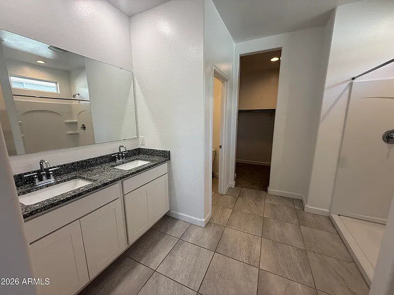 1723 W Sombra Ave — Photo 20