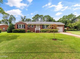 218 Green Meadows Dr, Wilmington, NC 28405