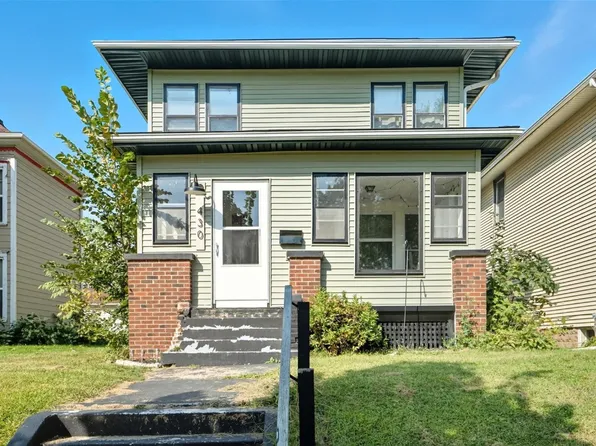 430 9th St, Marion, IA 52302