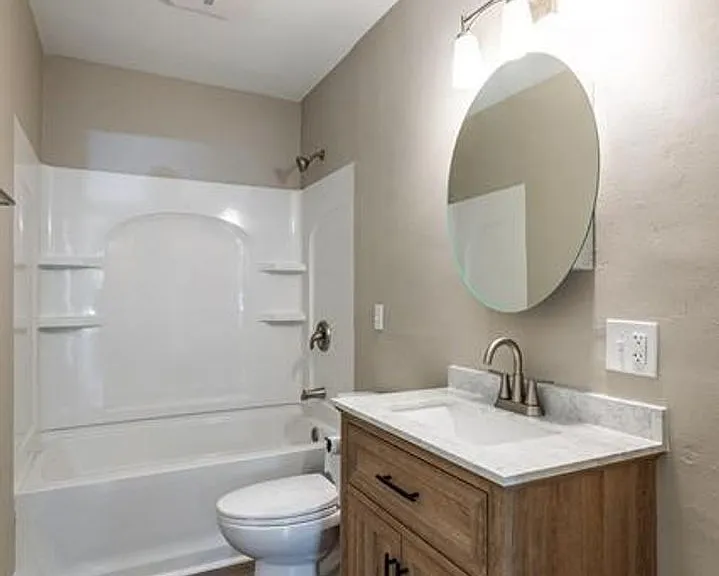 1512 Charles St — Photo 11