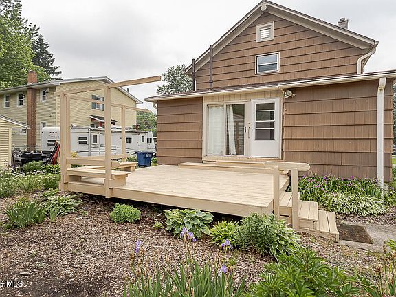 4th image of 5712 Rambo Ln