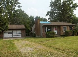 4541 Grove St, Luna Pier, MI 48157