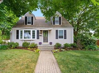 28 School St, Mansfield, MA 02048