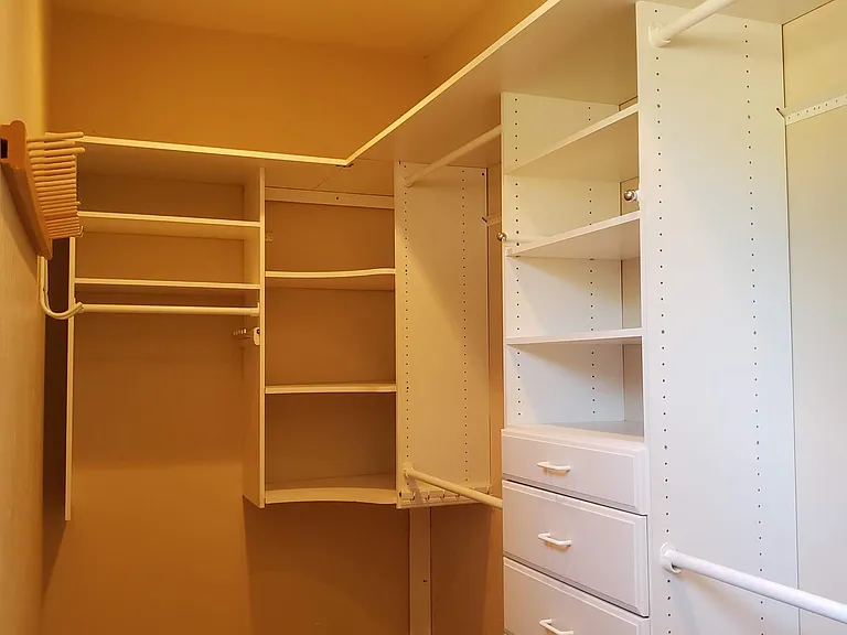 24437 Timber Ridge Dr — Photo 18
