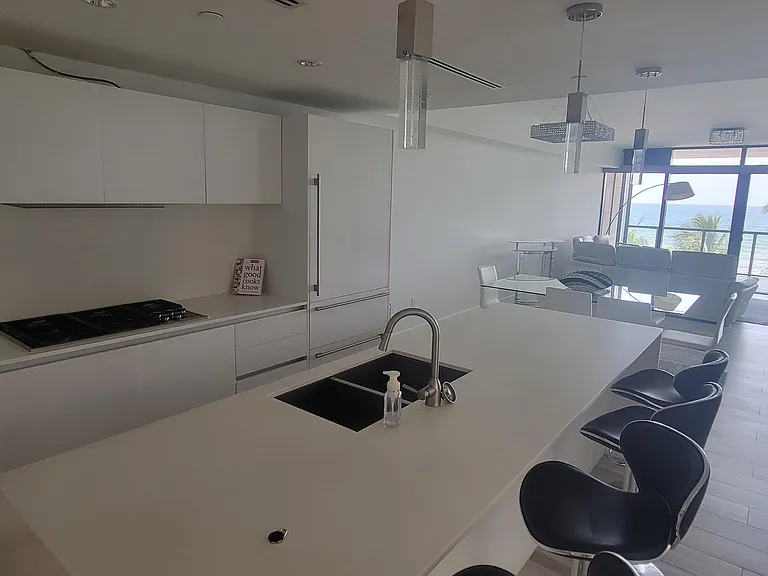 2101 S Surf Rd #PHE — Photo 4