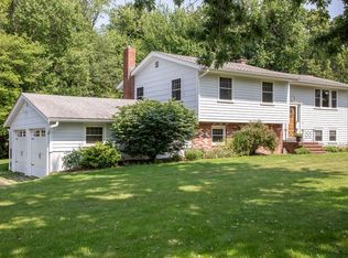 7 Michael Rd, Hingham, MA 02043