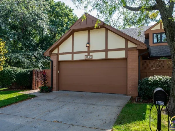 5623 SW Hawick Ln, Topeka, KS 66614