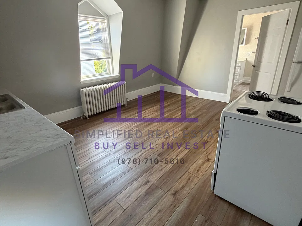 111 Ash St #1