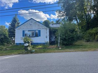535 Hancock St, Tiverton, RI 02878