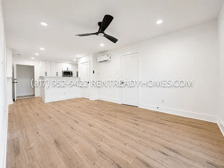1510 W Jefferson Blvd #203 — Photo 6