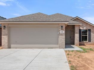 306 E 24th St, Wolfforth, TX 79382