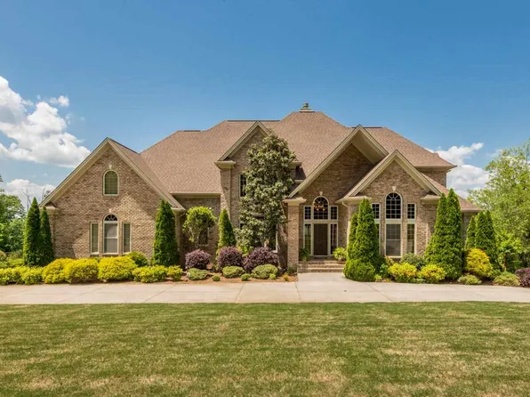 Fairfax Dr, Guntersville, AL 35976