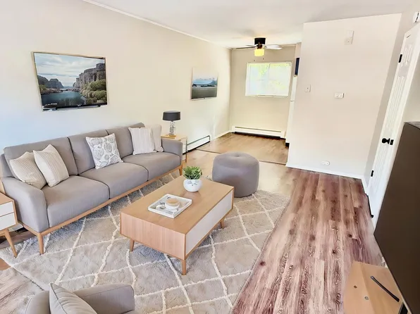 1217 Manitou Avenue, 1217 Manitou Ave APT 3, Manitou Springs, CO 80829