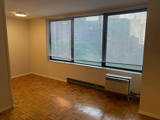 Rented by Level Group | media 3