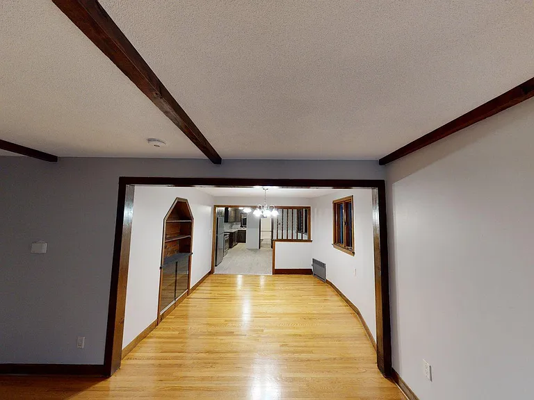 24 Gladstone St #2 — Photo 13