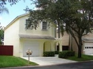 9871 NW 5th Pl, Plantation, FL 33324