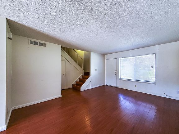 2nd image of 6168 Meadow View Ln #1