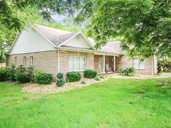 3rd image of 1128 Shetland Dr