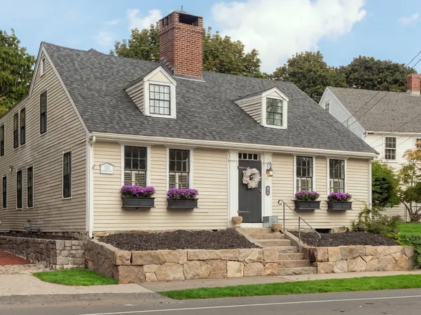 217 North St, Hingham, MA 02043