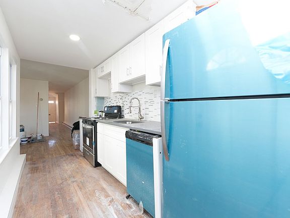 2nd image of 11840 154th St