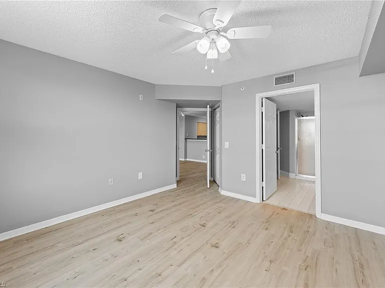 8736 River Homes Ln #7304 — Photo 11