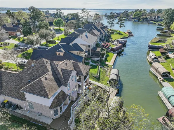 6087 Longmire Trl, Conroe, TX 77304